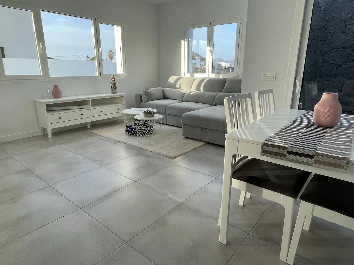 Villa Vulcano Uga 別荘